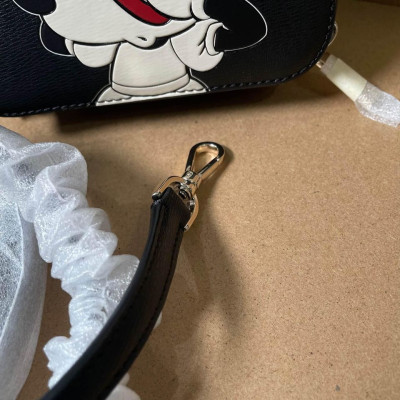 Disney X Kate Spade New York Minnie Mouse Daisy Vanity Crossbody Bag