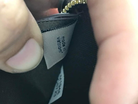 COACH SMALL ZIP AROUND CARD CASE IN COLORBLOCK