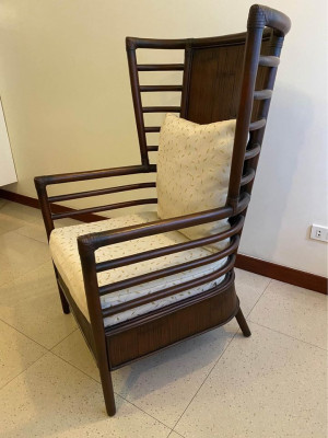 MID-CENTURY MODERN ACCENT ARMCHAIR