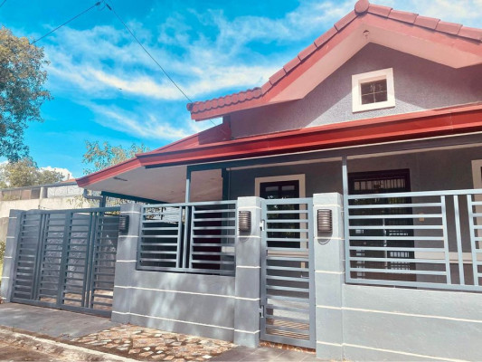 House and lot in Balayong Malolos City