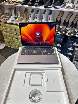 Macbook Pro M2 512gb 100% Battery Health