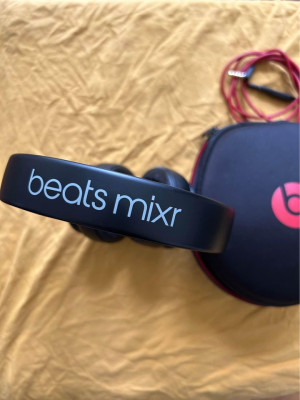 Original Beats Mixr Headphones Negotiable with Freebies
