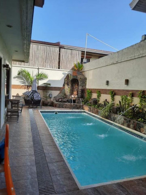 House and Lot with swimming pool in Pasig City