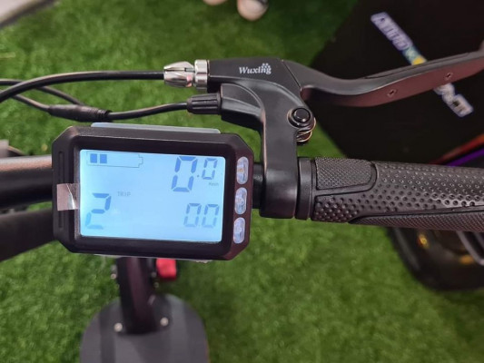 S12 ELECTRIC DUAL HUB SCOOTER