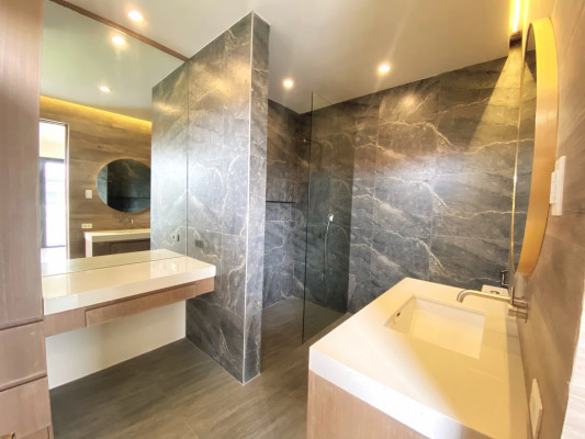 Enthralling House and Lot for Sale In Verdana Homes Mamplasan