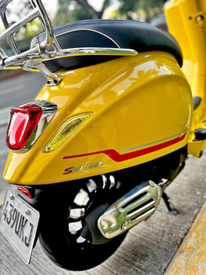 2022 Vespa sprint 150s