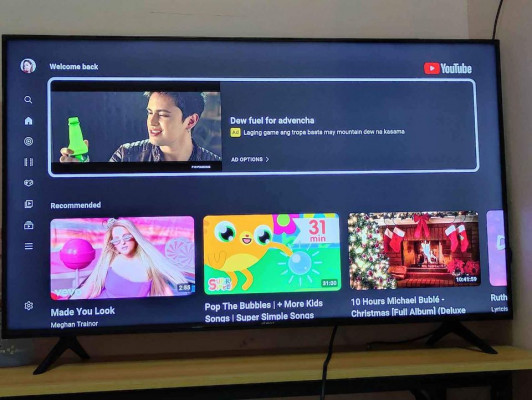 Devant 50" UHD Smart TV