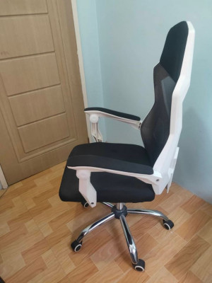 FOR SALE MESH GAMING CHAIR