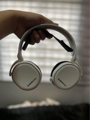 Steelseries Arctis 5