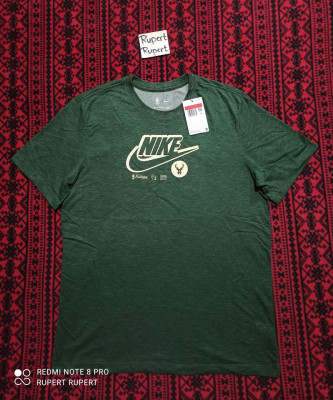 Nike Dri-fit NBA Milwaukee Bucks Shirt (Large)