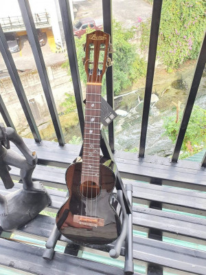 BETTER UKALELE ALL SOLID MAHOGANY