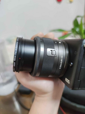 Canon EOS M10 Vlogging Camera