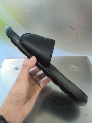 Nike Victori One Slides