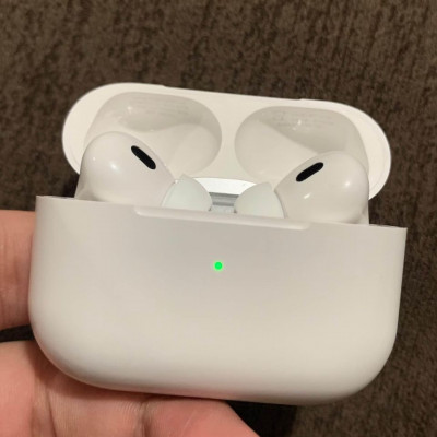 Apple Original AirPods Pro Gen 2