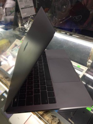 MacBook Pro 13-inch Retina 2016 TOUCHBAR