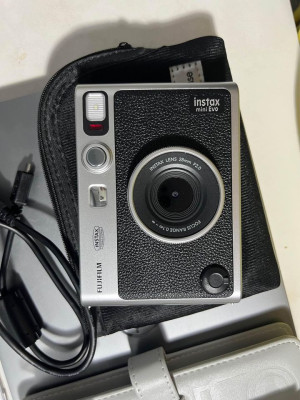 Fujifilm Instax Mini Evo