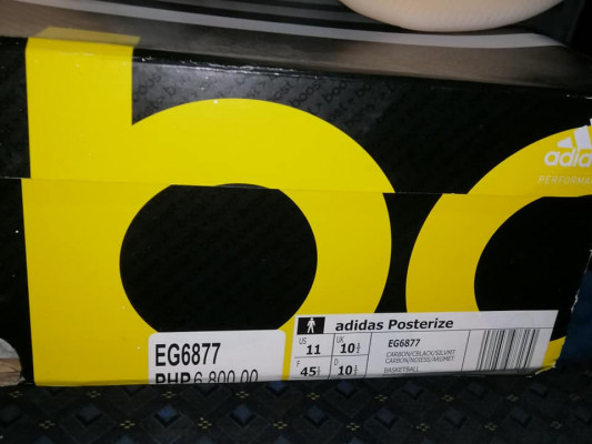 Adidas shoes size 11