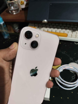 Iphone 13 128gb 98%batt SMART