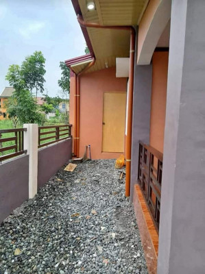 HOSUE AND LOT FOR SALE