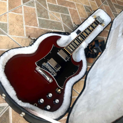 Gibson SG Standard 2012 w/ FREE Original Hard Case
