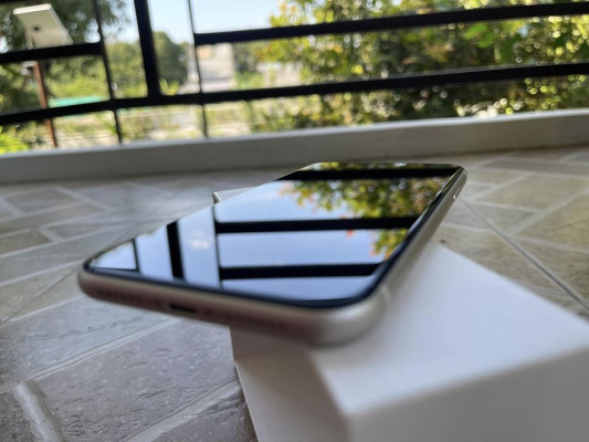 IPhone 11 Starlight 64gb Fu