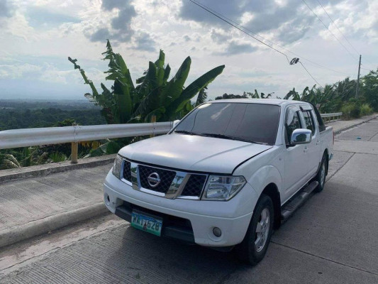 NAVARA LE 4X2 2013