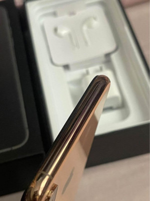 iPhone XS Max 256gb fu gold color