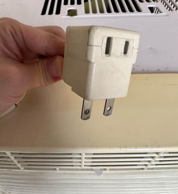 Condura window type 0.75hp