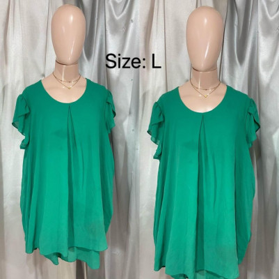 M-L Tops/ Knitted sweater