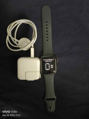 Original Apple Watch Series 5 44mm