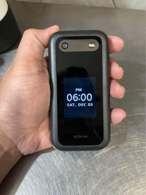 NOKIA Z660 FLIP