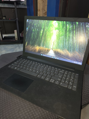 Lenovo Laptop