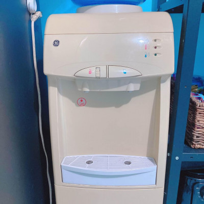 GE Water Dispenser