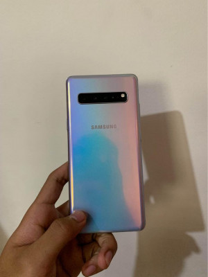 Samsung S10 5g (512Gb) rushh!!