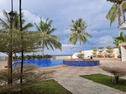 Beach Houses For Sale