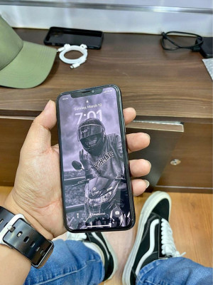 iPhone 11 Pro 256Gb - Color MidNight Green MAKINIS