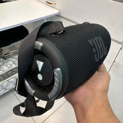 Jbl xtreme bluetooth speaker brandnew