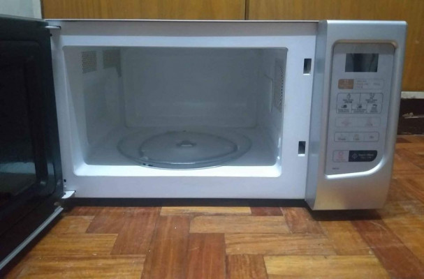 Samsung digital mirowave 21Liter