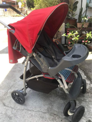 used Baby Stroller (Graco)