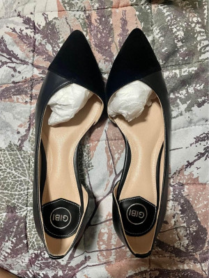 GIBI - POINTED FLATS BNEW