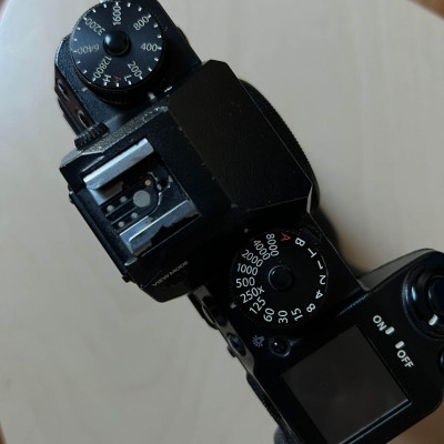 Fujifilm XH 1 with battery Grip