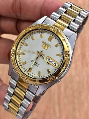 Seiko 5 Automatic