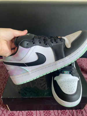 Air Jordan 1 Low SE