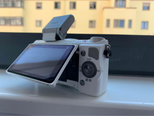 Sony NEX 5T AVCHD 60P