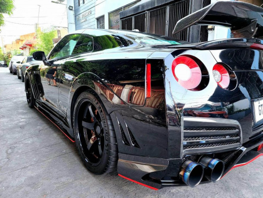 2009 Nissan gt-r