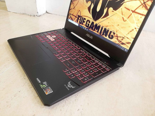 Asus TUF ( Ryzen 7 9th-Generation )