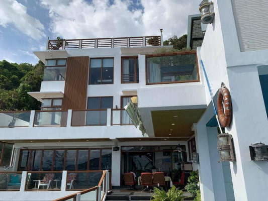 BEACH HOUSE FOR SALE