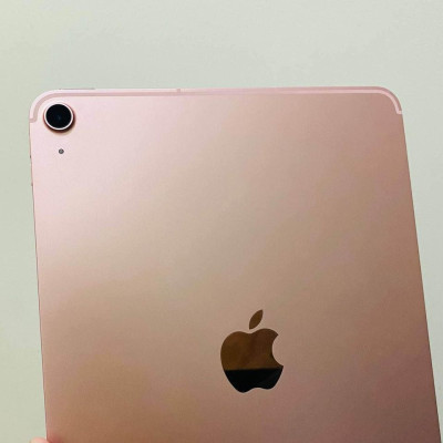iPad Air 4 with Sim Slot