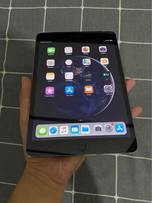 FOR SALE  IPAD MINI 2