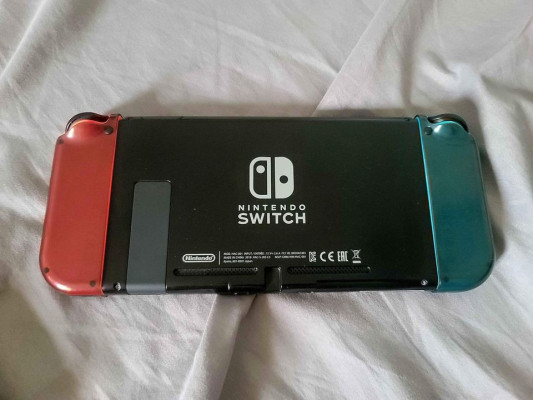 Nintendo Switch V1 with 23 Games